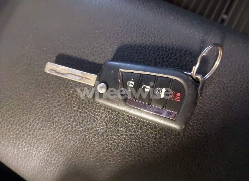 Photo 11 of 2021 Toyota Camry SE (VIN 4T1G11AK6MU479942)