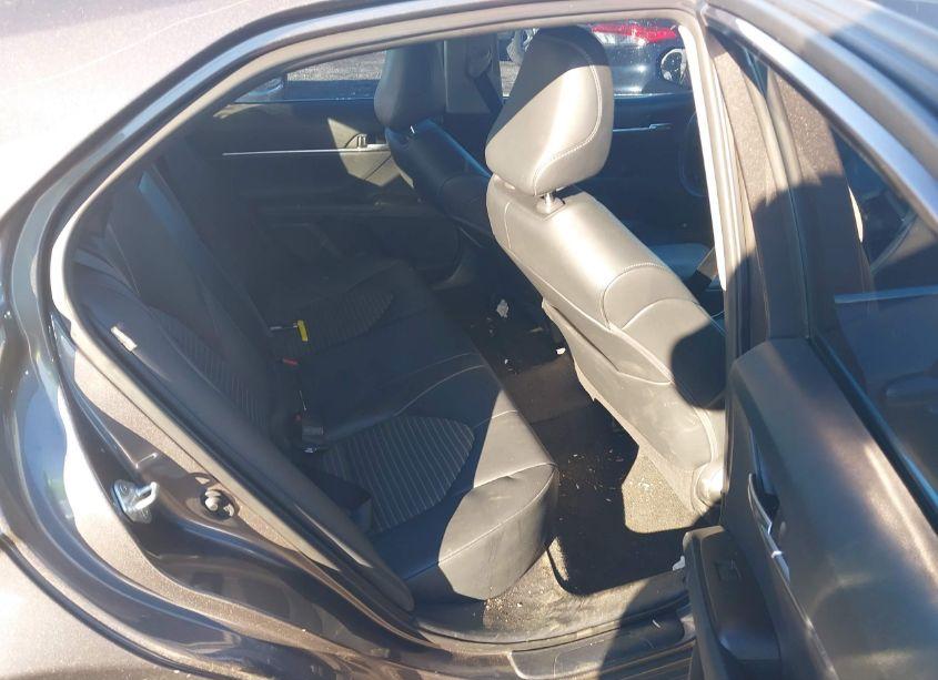 Photo 8 of 2021 Toyota Camry SE (VIN 4T1G11AK6MU480475)