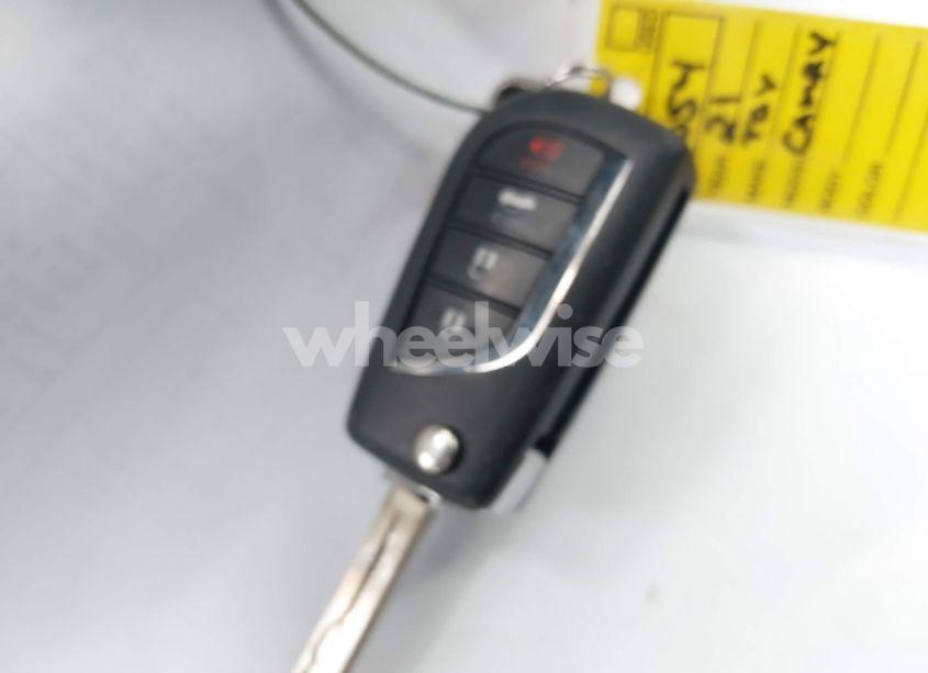 Photo 11 of 2021 Toyota Camry SE (VIN 4T1G11AK6MU488155)