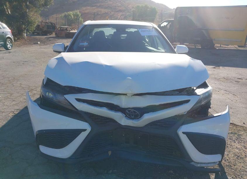 Photo 13 of 2021 Toyota Camry SE (VIN 4T1G11AK6MU490343)