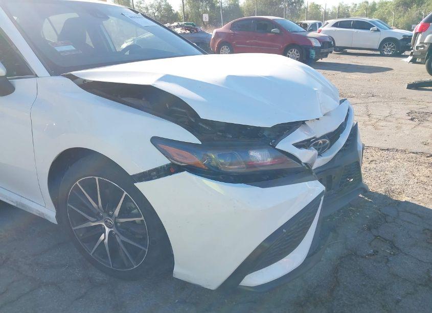 Photo 18 of 2021 Toyota Camry SE (VIN 4T1G11AK6MU490343)