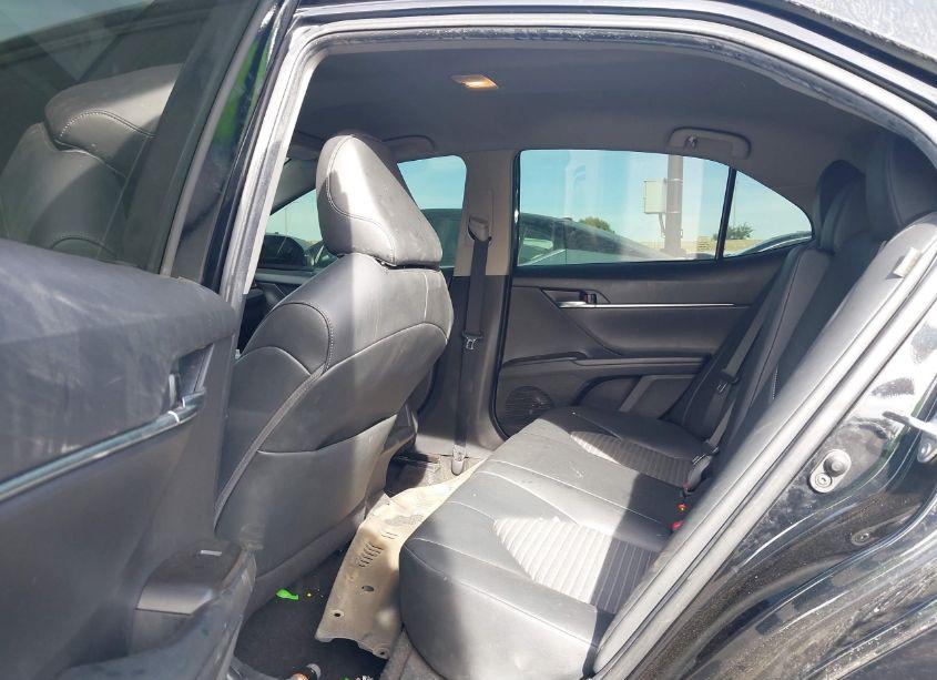 Photo 8 of 2021 Toyota Camry SE (VIN 4T1G11AK6MU518691)