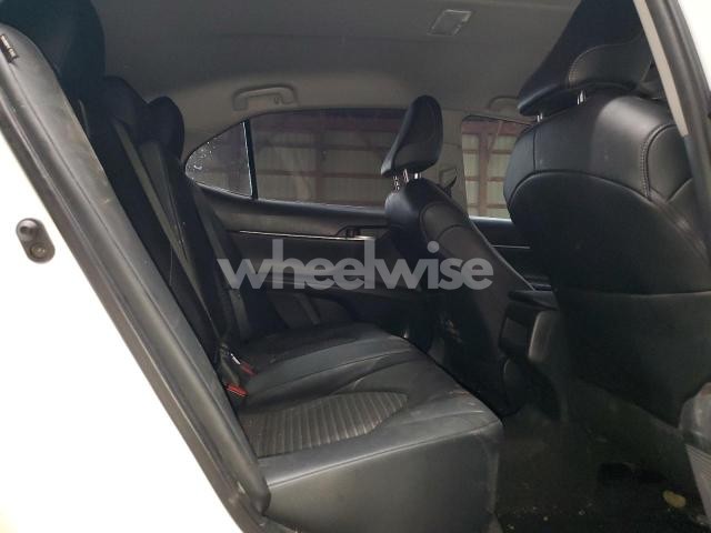 Photo 5 of 2021 TOYOTA CAMRY SE (VIN 4T1G11AK6MU529643)