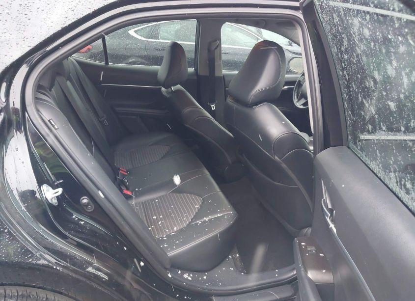 Photo 8 of 2021 Toyota Camry SE (VIN 4T1G11AK6MU539895)