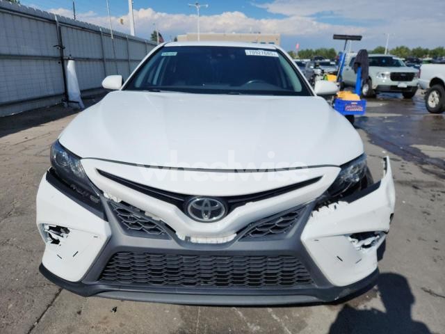 2021 TOYOTA CAMRY SE (VIN 4T1G11AK6MU557684) main photo