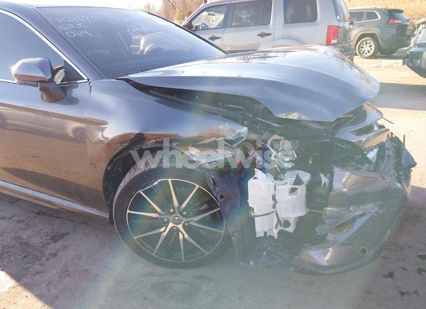 Photo 18 of 2021 Toyota Camry SE (VIN 4T1G11AK6MU574470)