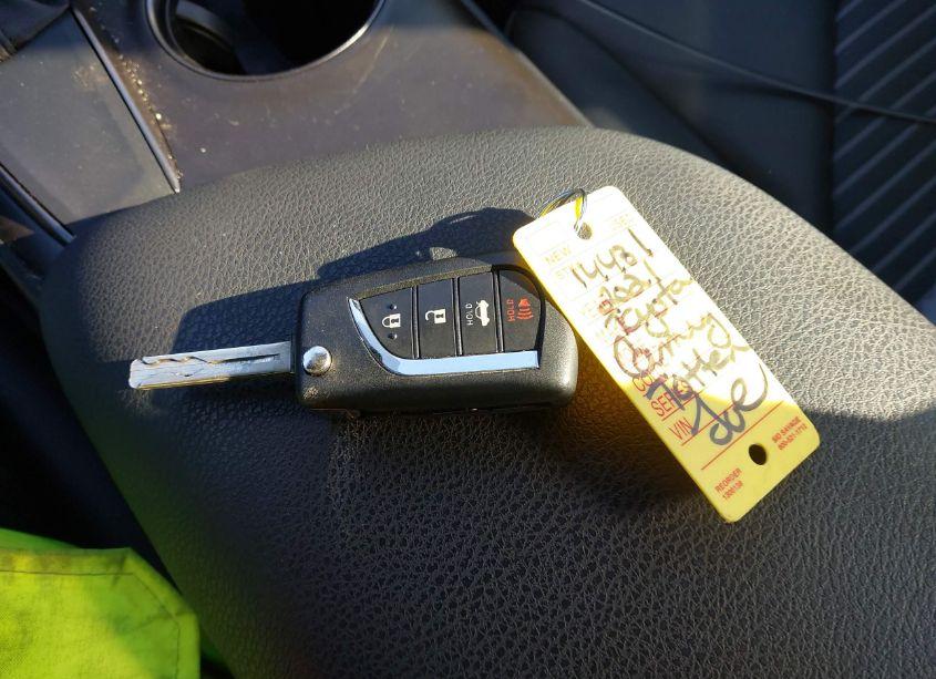 Photo 11 of 2021 Toyota Camry SE (VIN 4T1G11AK6MU595075)