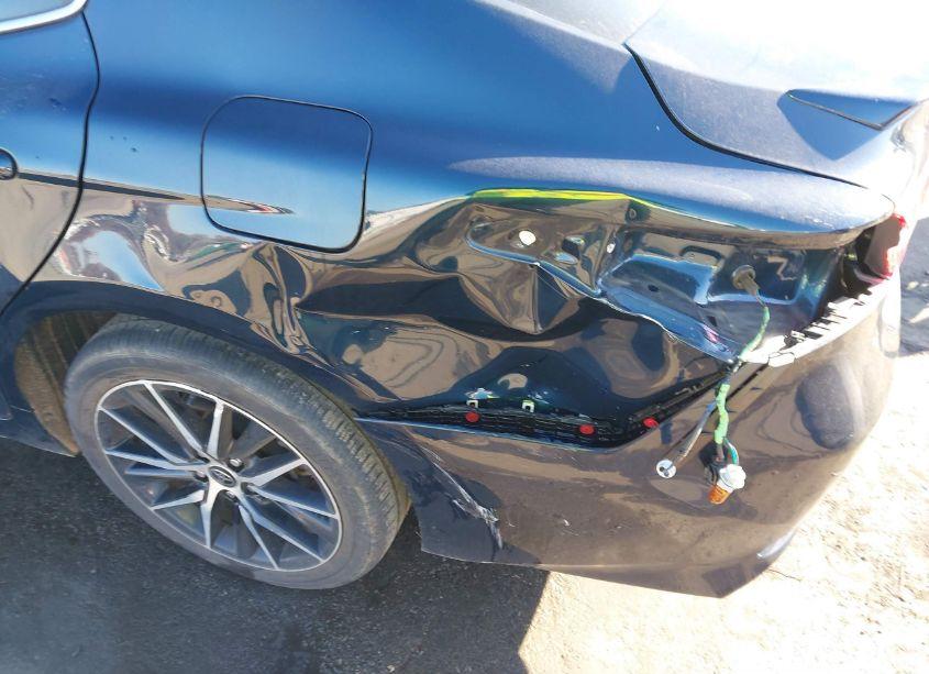 Photo 19 of 2021 Toyota Camry SE (VIN 4T1G11AK6MU595075)