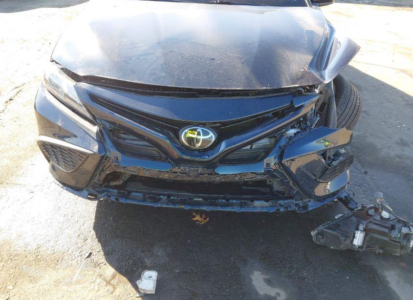 Photo 6 of 2021 Toyota Camry SE (VIN 4T1G11AK6MU595075)