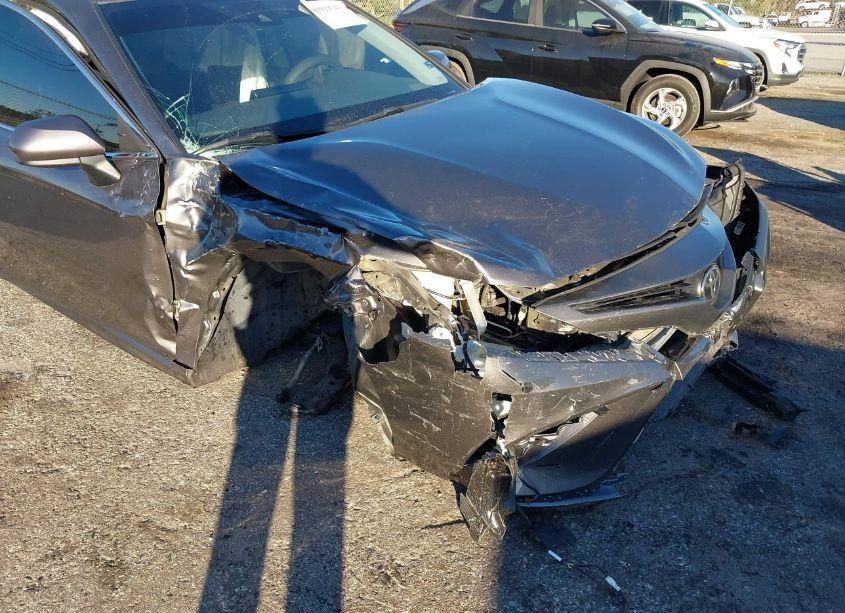 Photo 6 of 2021 Toyota Camry SE (VIN 4T1G11AK6MU596811)