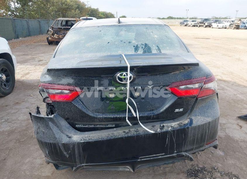 Photo 17 of 2022 Toyota Camry SE (VIN 4T1G11AK6NU003031)