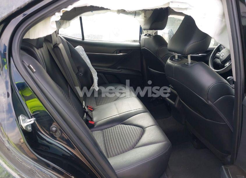 Photo 8 of 2022 Toyota Camry SE (VIN 4T1G11AK6NU003031)