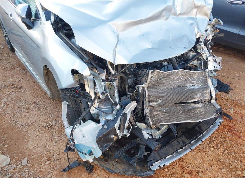 Photo 6 of 2022 Toyota Camry SE (VIN 4T1G11AK6NU028625)