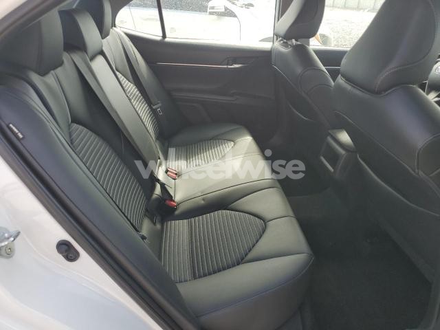 2022 TOYOTA CAMRY SE (VIN 4T1G11AK6NU034876) main photo