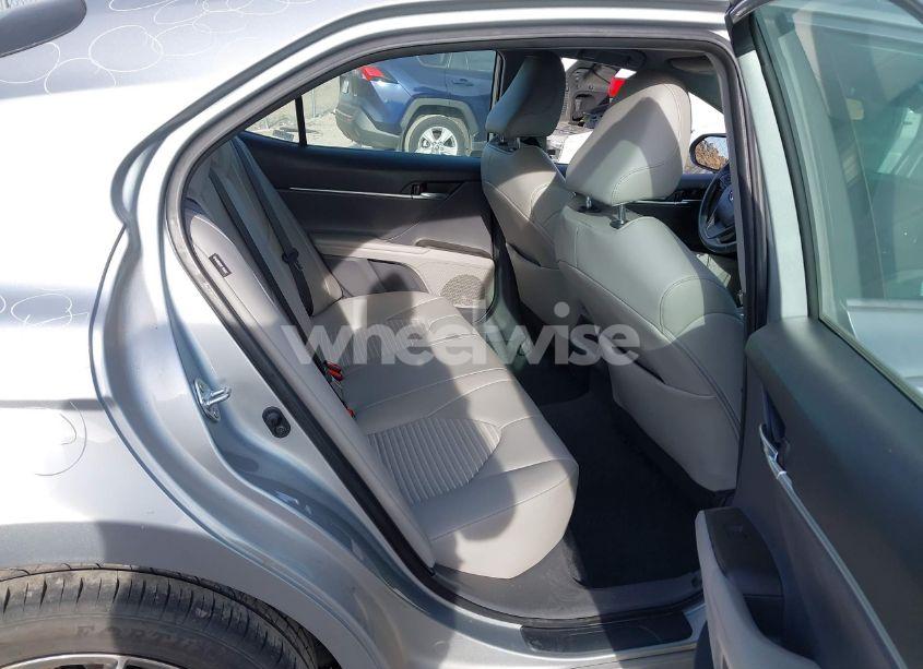 Photo 8 of 2022 Toyota Camry SE (VIN 4T1G11AK6NU056554)