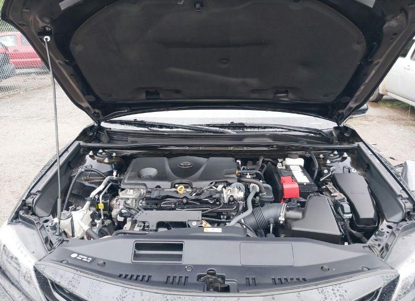 Photo 10 of 2022 Toyota Camry SE (VIN 4T1G11AK6NU622230)
