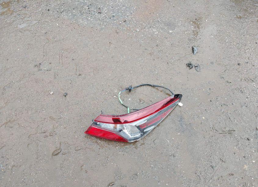 Photo 12 of 2022 Toyota Camry SE (VIN 4T1G11AK6NU622230)