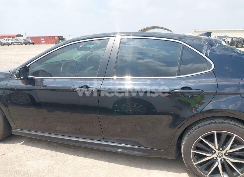 Photo 13 of 2022 Toyota Camry SE (VIN 4T1G11AK6NU623118)