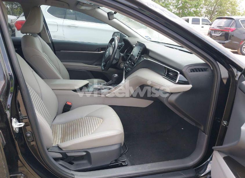 Photo 5 of 2022 Toyota Camry SE (VIN 4T1G11AK6NU623118)