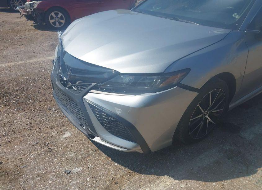 Photo 18 of 2022 Toyota Camry SE (VIN 4T1G11AK6NU624754)