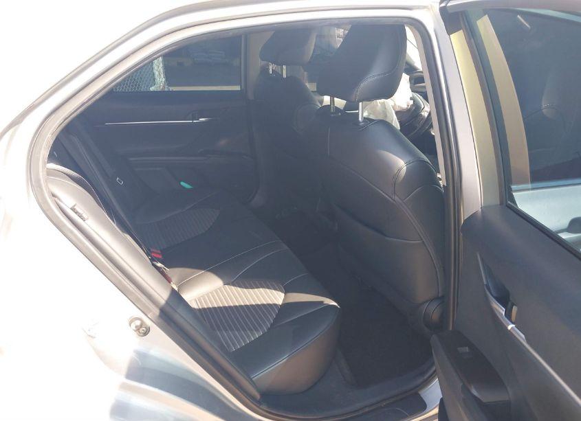 Photo 8 of 2022 Toyota Camry SE (VIN 4T1G11AK6NU624754)
