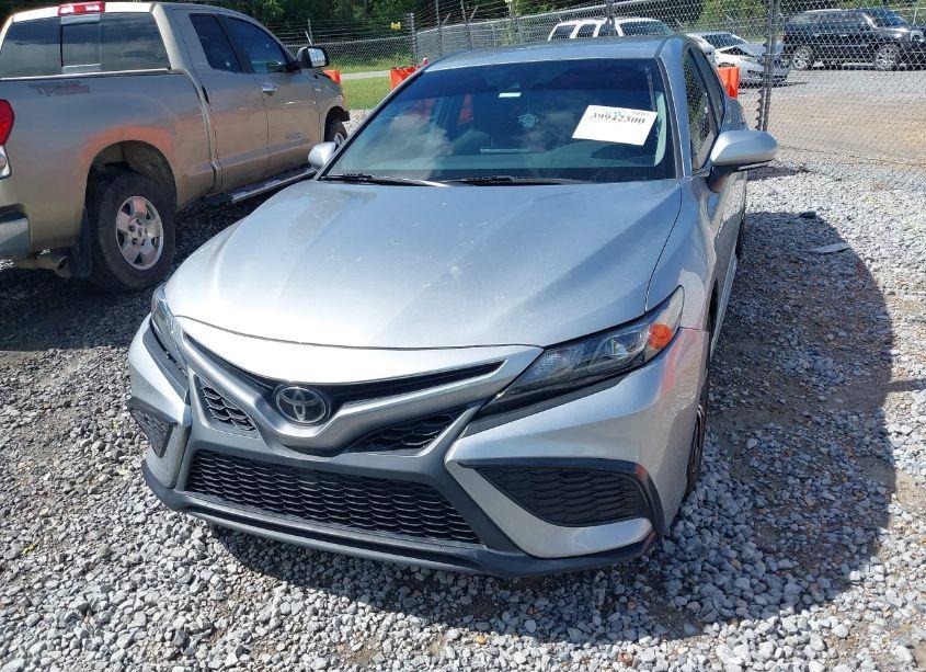 Photo 13 of 2022 Toyota Camry SE (VIN 4T1G11AK6NU643434)