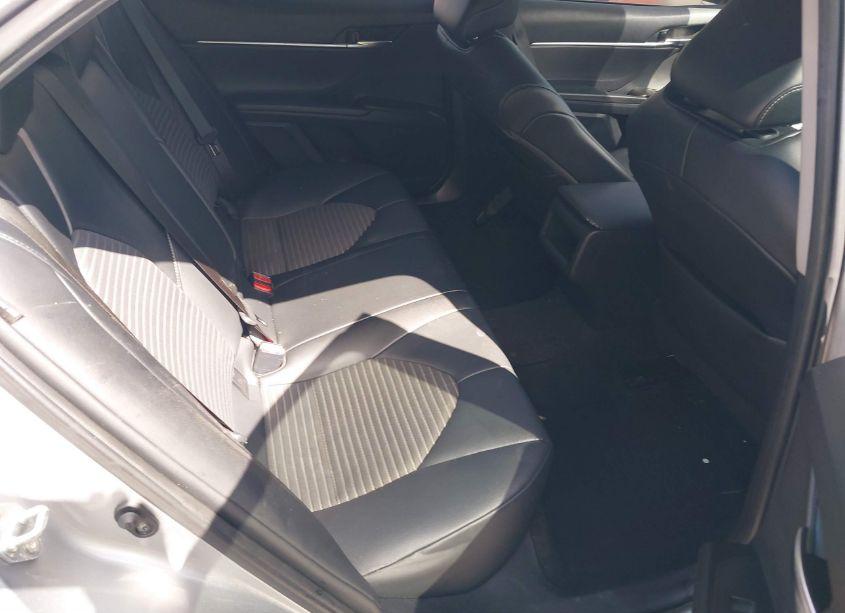 Photo 8 of 2022 Toyota Camry SE (VIN 4T1G11AK6NU643434)