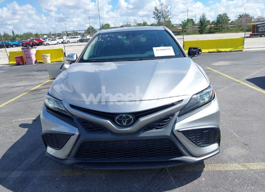 Photo 13 of 2022 Toyota Camry SE (VIN 4T1G11AK6NU657107)