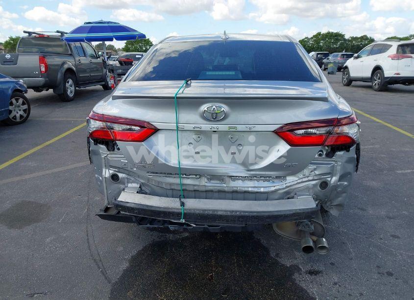 Photo 6 of 2022 Toyota Camry SE (VIN 4T1G11AK6NU657107)