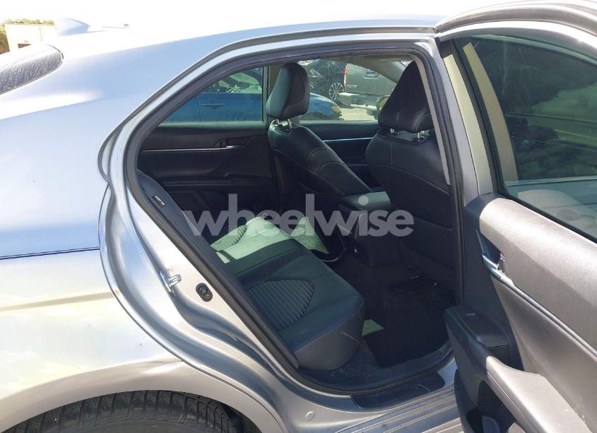 Photo 8 of 2022 Toyota Camry SE (VIN 4T1G11AK6NU657107)