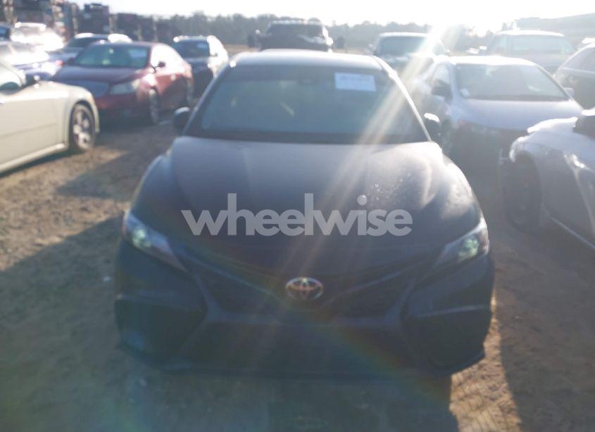 Photo 12 of 2022 Toyota Camry SE (VIN 4T1G11AK6NU670441)