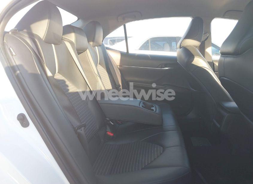 Photo 8 of 2022 Toyota Camry SE (VIN 4T1G11AK6NU705642)