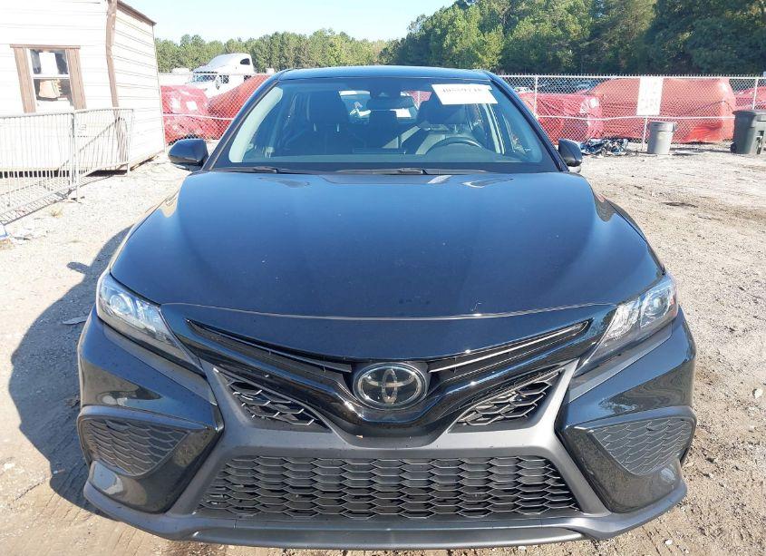 Photo 12 of 2022 Toyota Camry SE (VIN 4T1G11AK6NU715832)