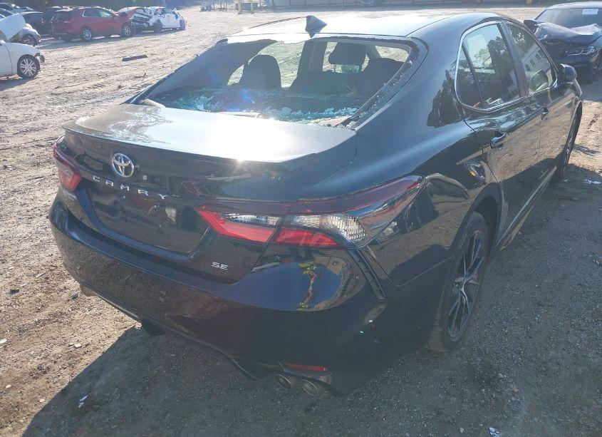 Photo 17 of 2022 Toyota Camry SE (VIN 4T1G11AK6NU715832)