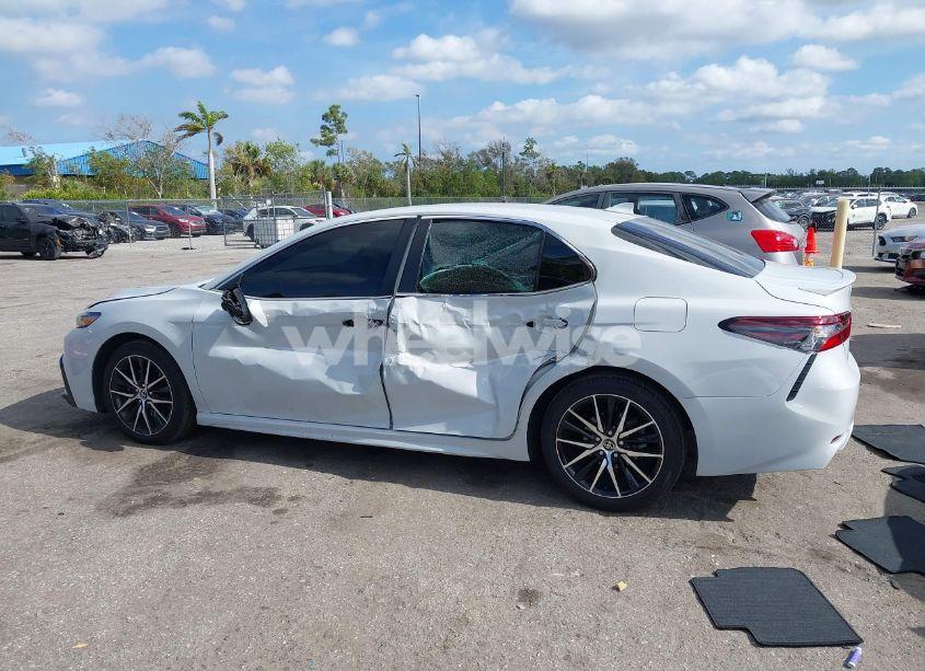 Photo 14 of 2023 Toyota Camry SE (VIN 4T1G11AK6PU123818)