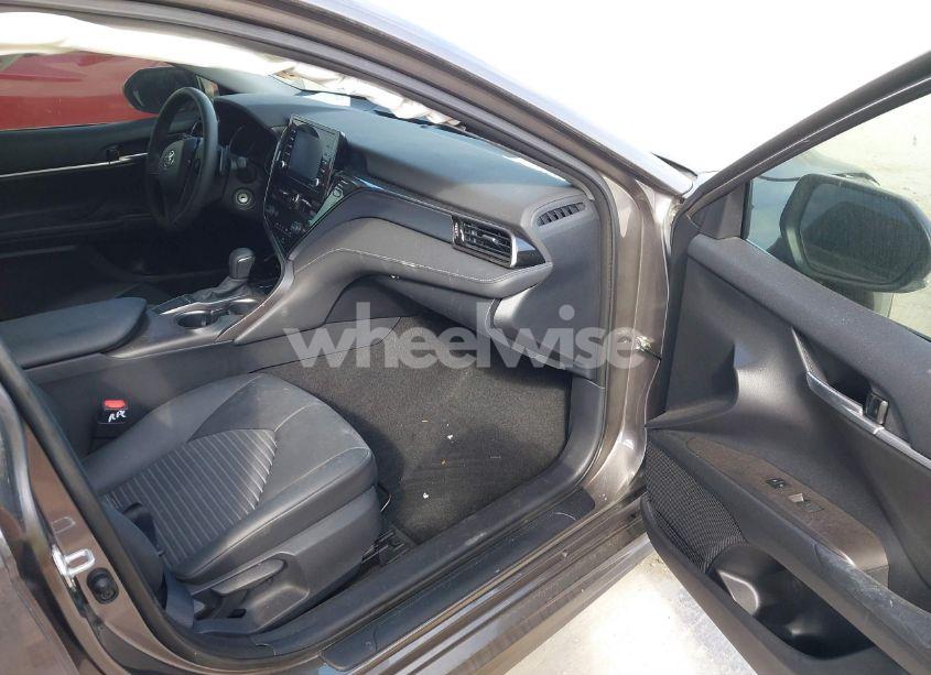 Photo 5 of 2023 Toyota Camry SE (VIN 4T1G11AK6PU152445)