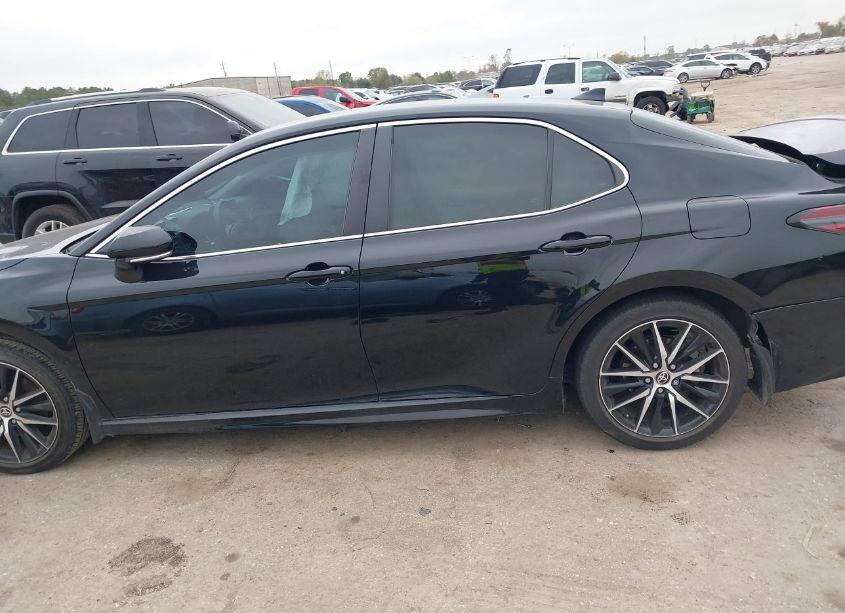 Photo 13 of 2023 Toyota Camry SE (VIN 4T1G11AK6PU721603)