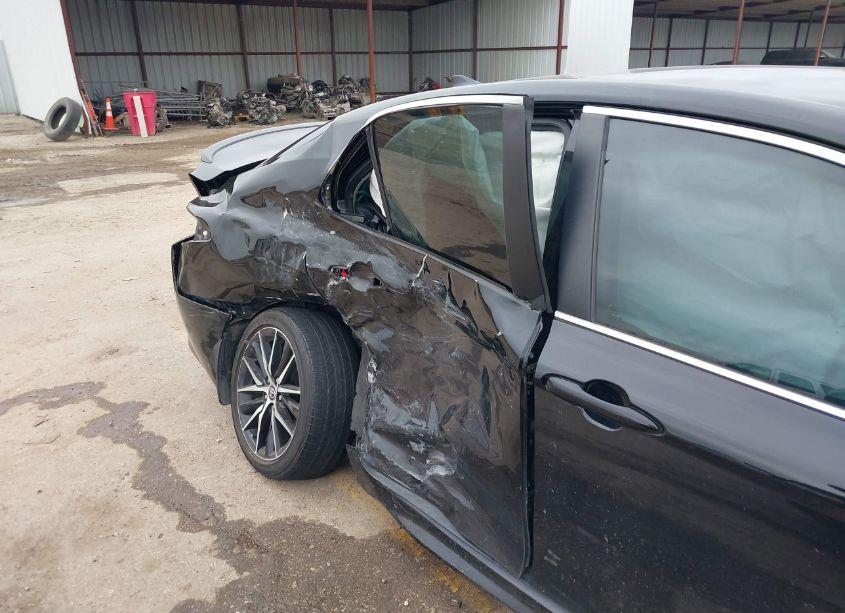 Photo 18 of 2023 Toyota Camry SE (VIN 4T1G11AK6PU721603)