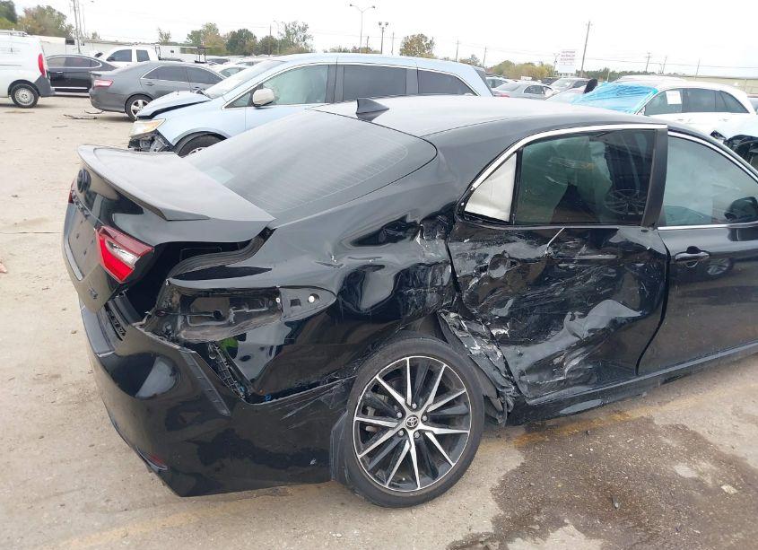 Photo 6 of 2023 Toyota Camry SE (VIN 4T1G11AK6PU721603)