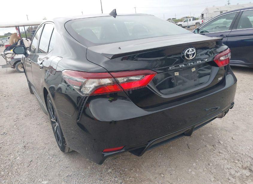 Photo 3 of 2023 Toyota Camry SE (VIN 4T1G11AK6PU726543)