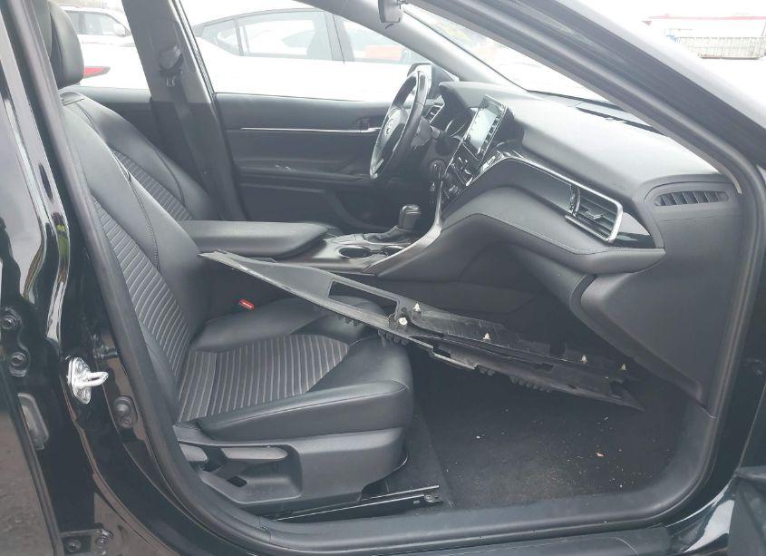 Photo 5 of 2023 Toyota Camry SE (VIN 4T1G11AK6PU726543)