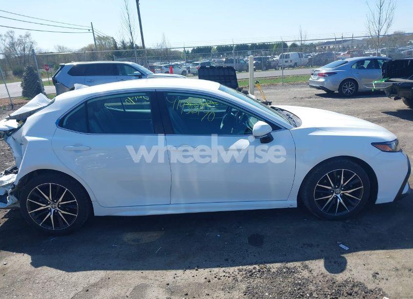 Photo 13 of 2023 Toyota Camry SE (VIN 4T1G11AK6PU727336)