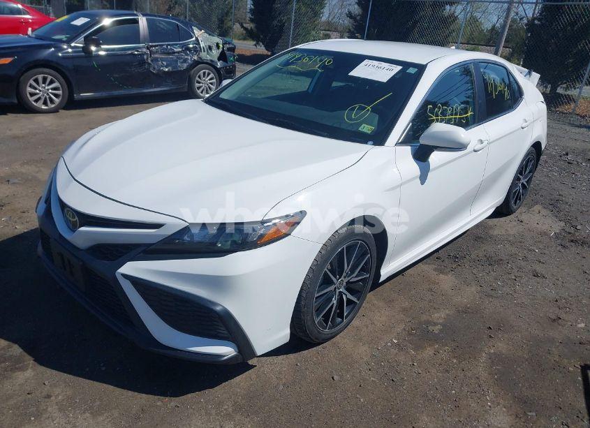 Photo 2 of 2023 Toyota Camry SE (VIN 4T1G11AK6PU727336)