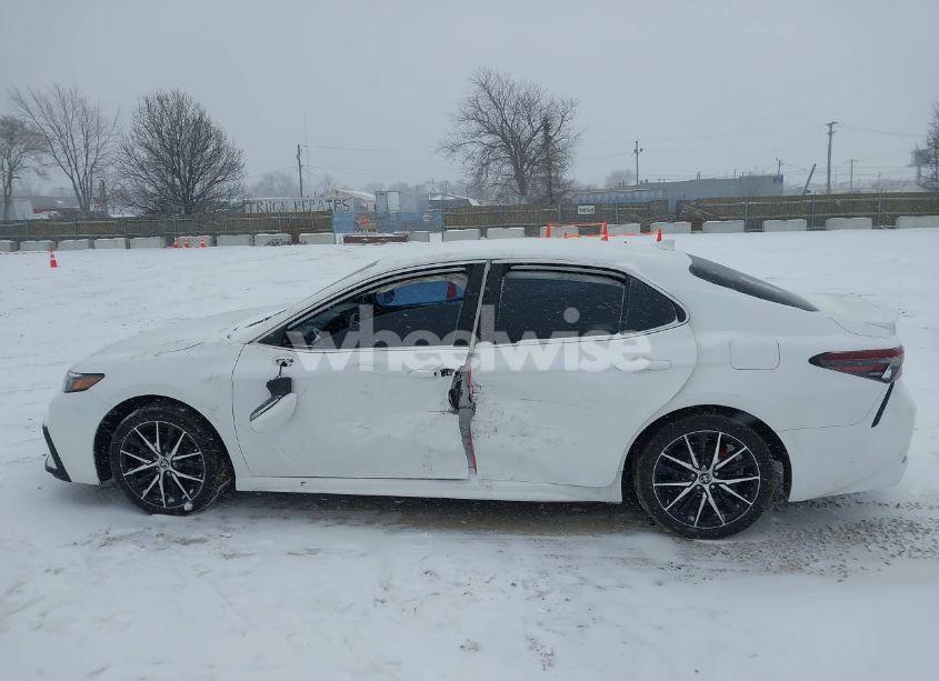 Photo 14 of 2023 Toyota Camry SE (VIN 4T1G11AK6PU770199)