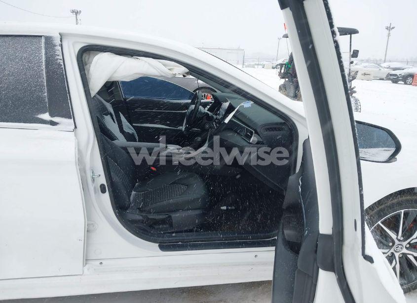 Photo 5 of 2023 Toyota Camry SE (VIN 4T1G11AK6PU770199)