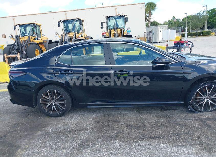 Photo 14 of 2023 Toyota Camry SE (VIN 4T1G11AK6PU798343)
