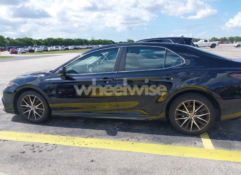 Photo 15 of 2023 Toyota Camry SE (VIN 4T1G11AK6PU798343)