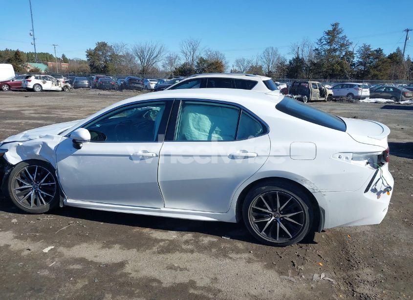 Photo 14 of 2024 Toyota Camry SE (VIN 4T1G11AK6RU192611)