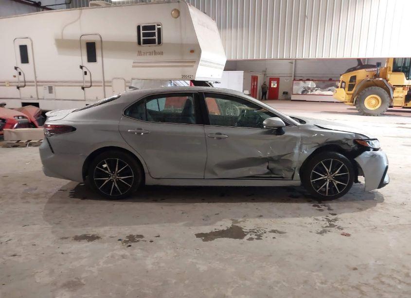 Photo 13 of 2024 Toyota Camry SE (VIN 4T1G11AK6RU197033)