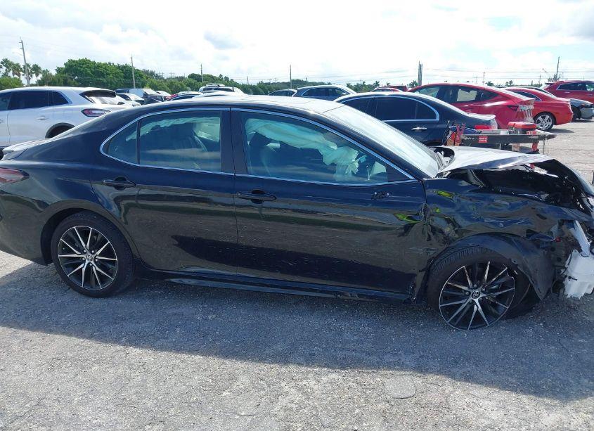 Photo 14 of 2024 Toyota Camry SE (VIN 4T1G11AK6RU228037)